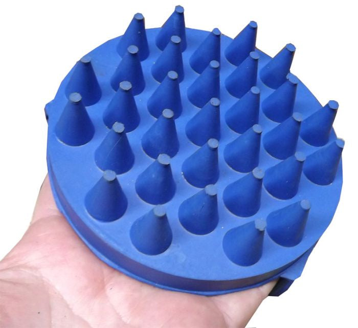 Round Curry Comb With Handle