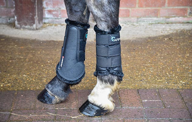 Fleece brushing deals boots